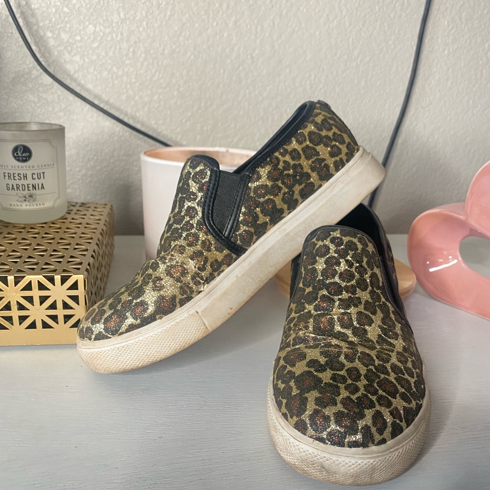 Girls Steve Madden slip on sneaker, 3